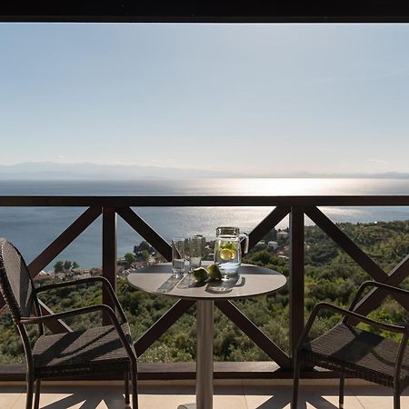 Karavia Lux Inn Áfissos Exteriér fotografie