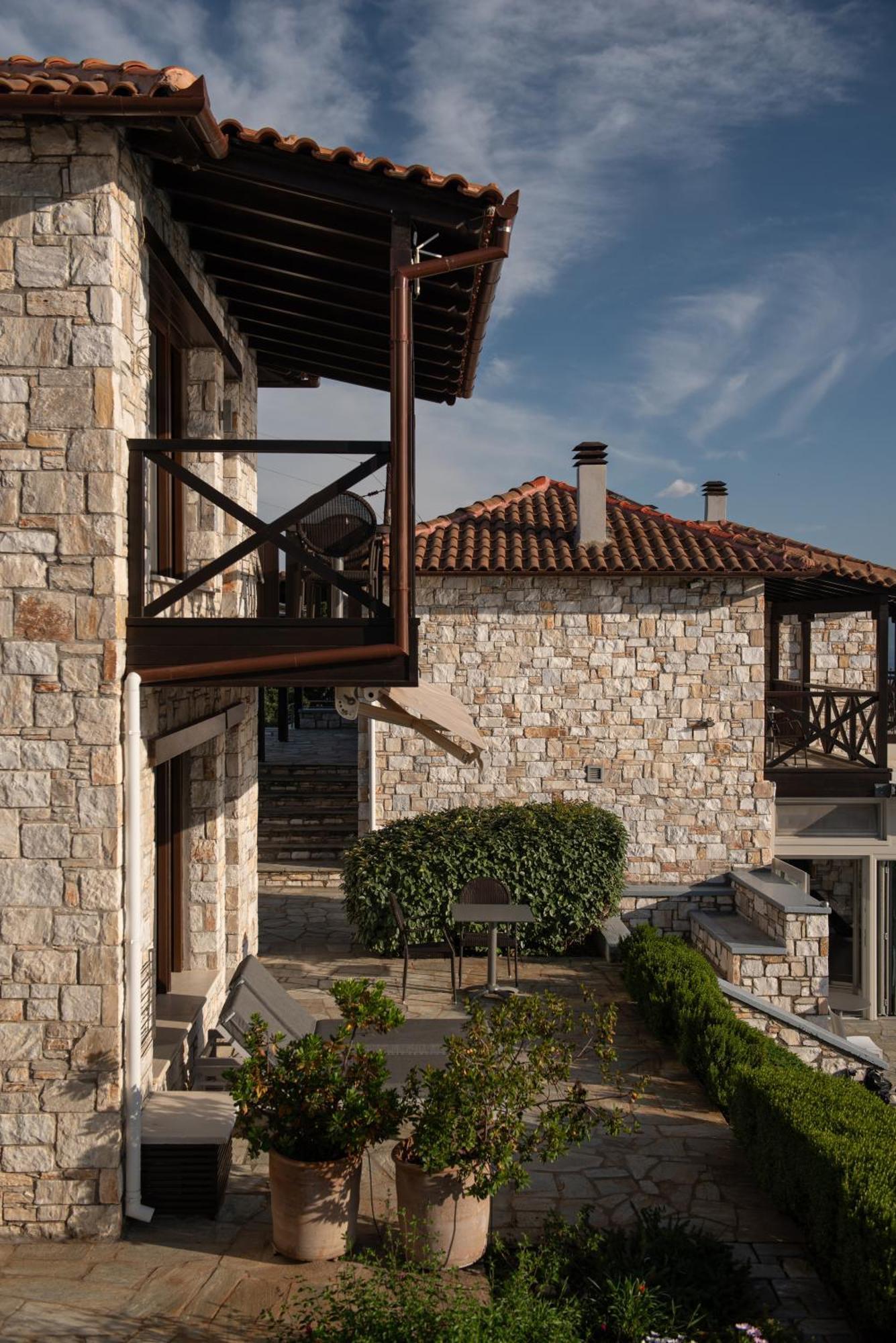 Karavia Lux Inn Áfissos Exteriér fotografie