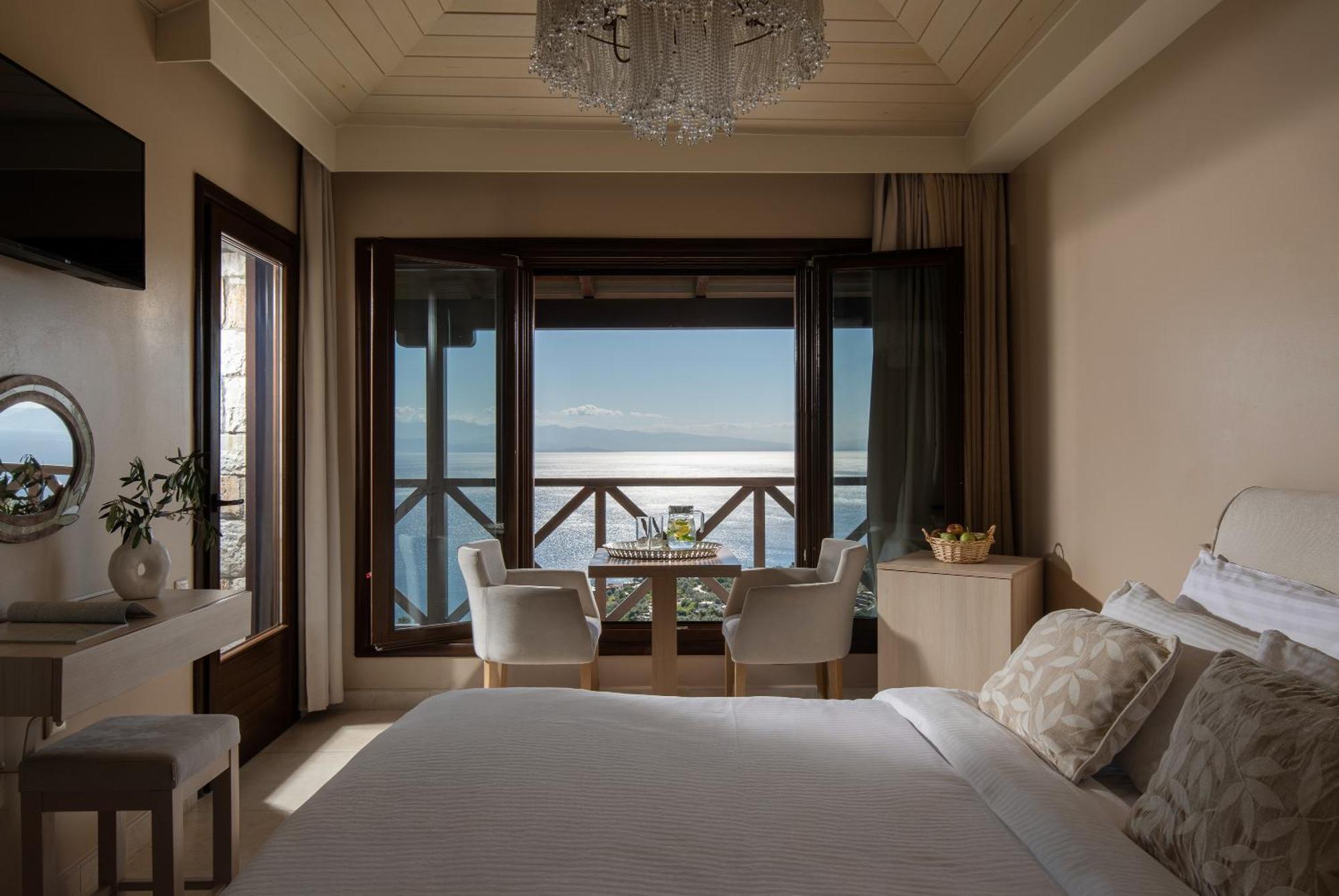 Karavia Lux Inn Áfissos Exteriér fotografie