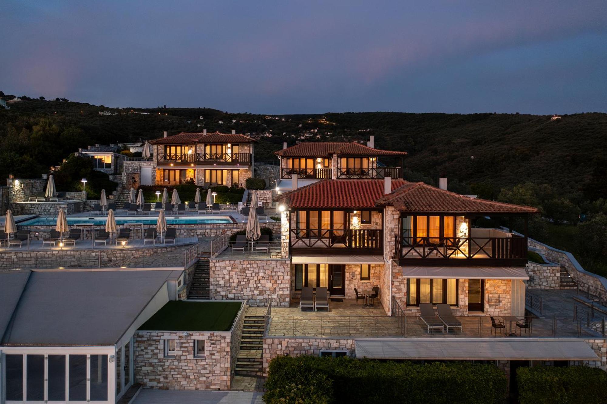 Karavia Lux Inn Áfissos Exteriér fotografie