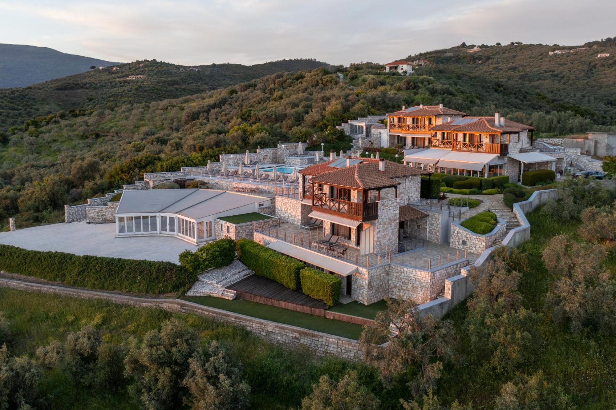 Karavia Lux Inn Áfissos Exteriér fotografie