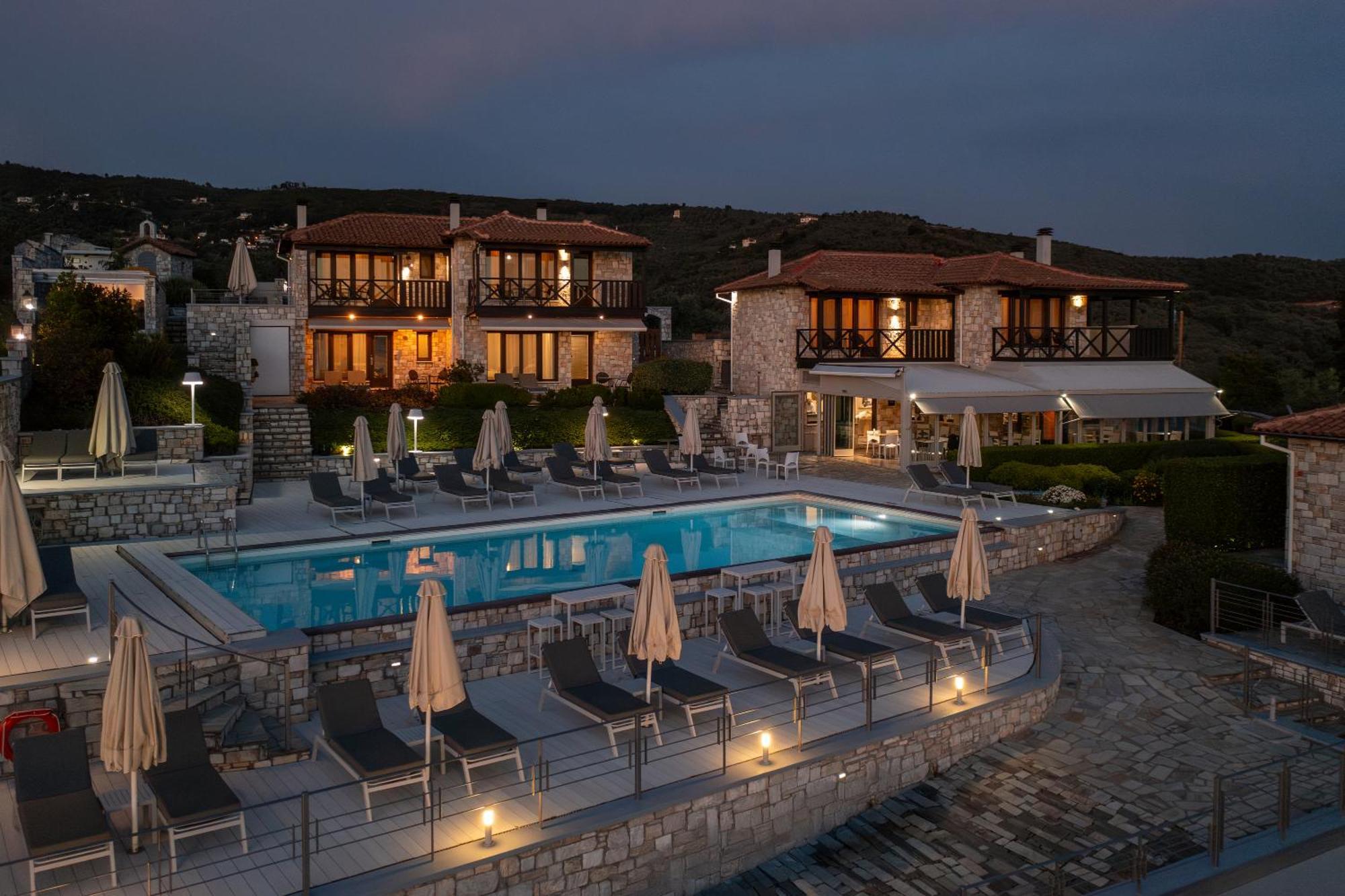 Karavia Lux Inn Áfissos Exteriér fotografie