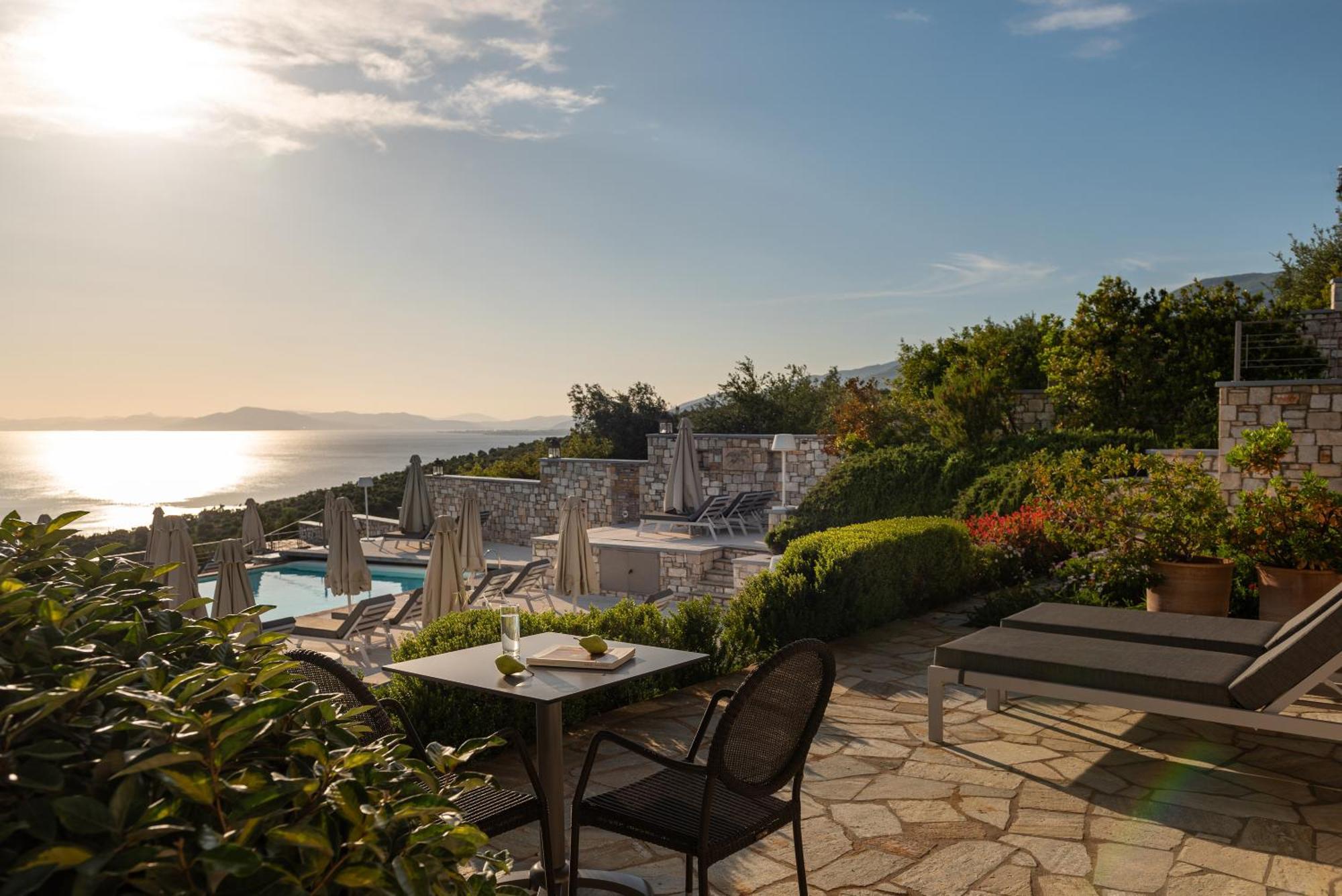 Karavia Lux Inn Áfissos Exteriér fotografie