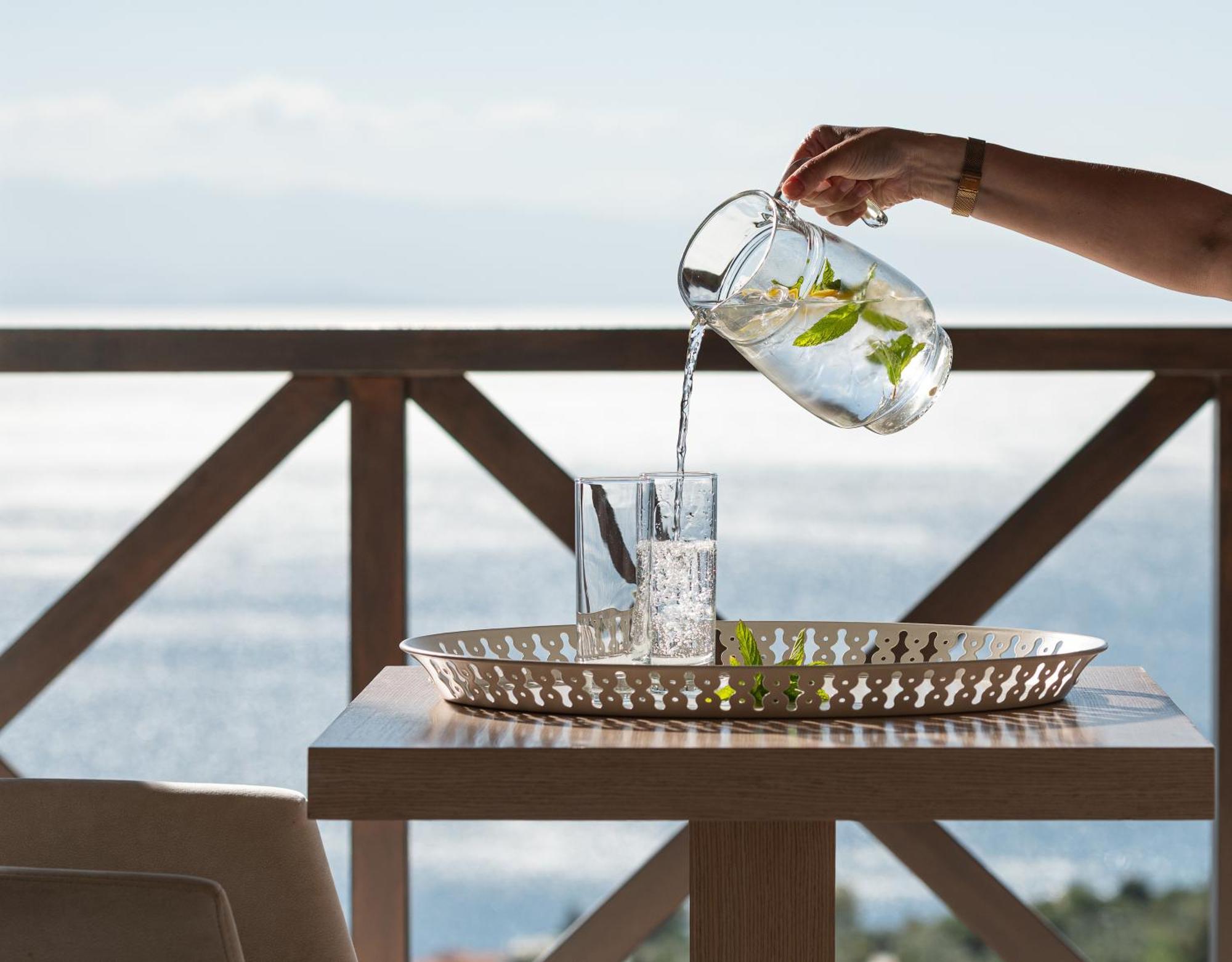 Karavia Lux Inn Áfissos Exteriér fotografie