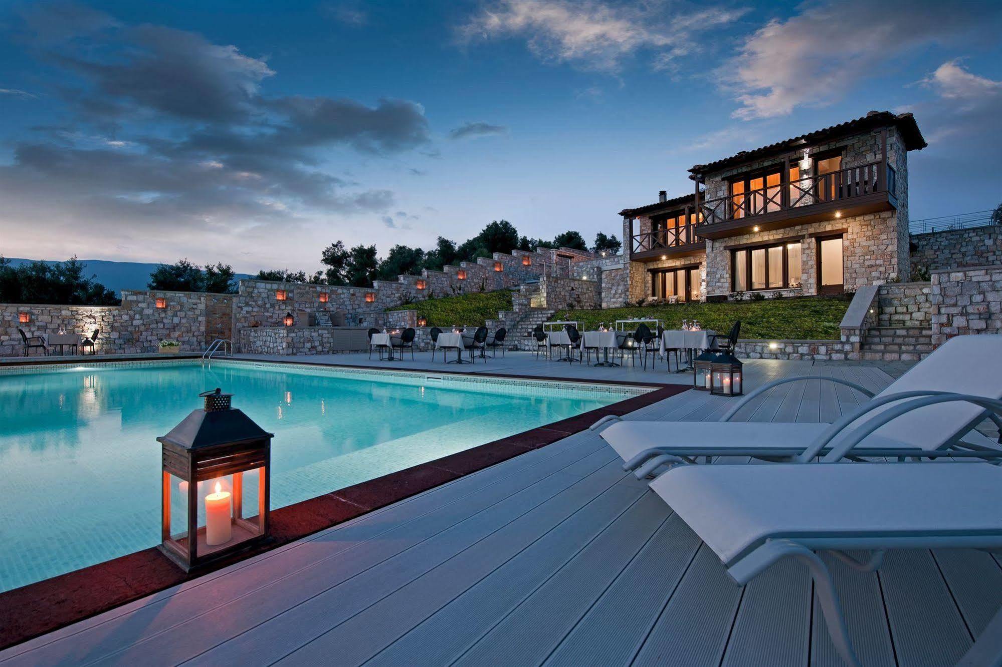 Karavia Lux Inn Áfissos Exteriér fotografie